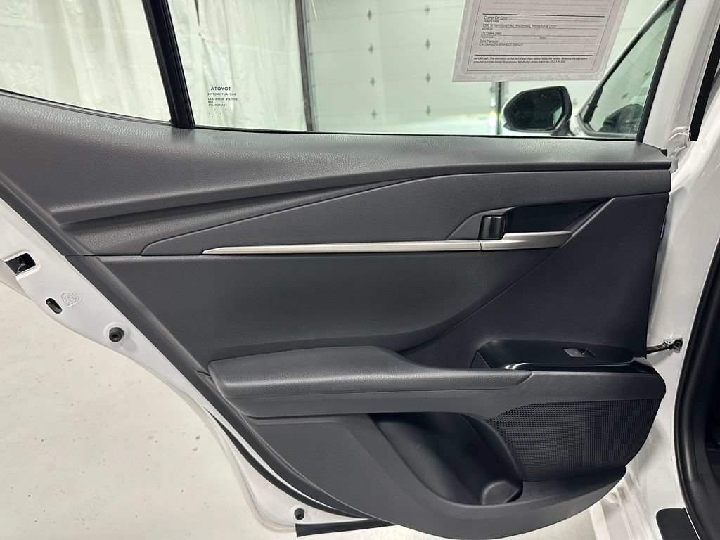 Used 2026 Toyota Camry LE FWD image 42