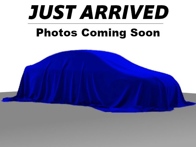 Used 2018 Lincoln MKT AWD image 2