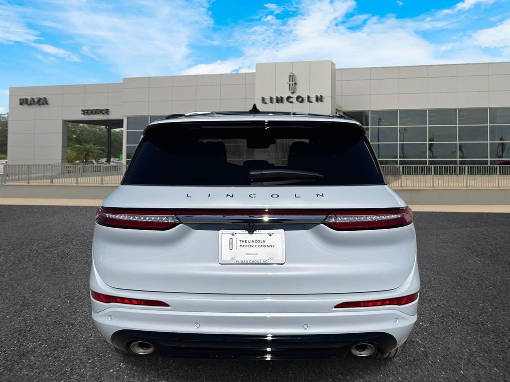 New 2026 Lincoln Corsair Premiere image 4