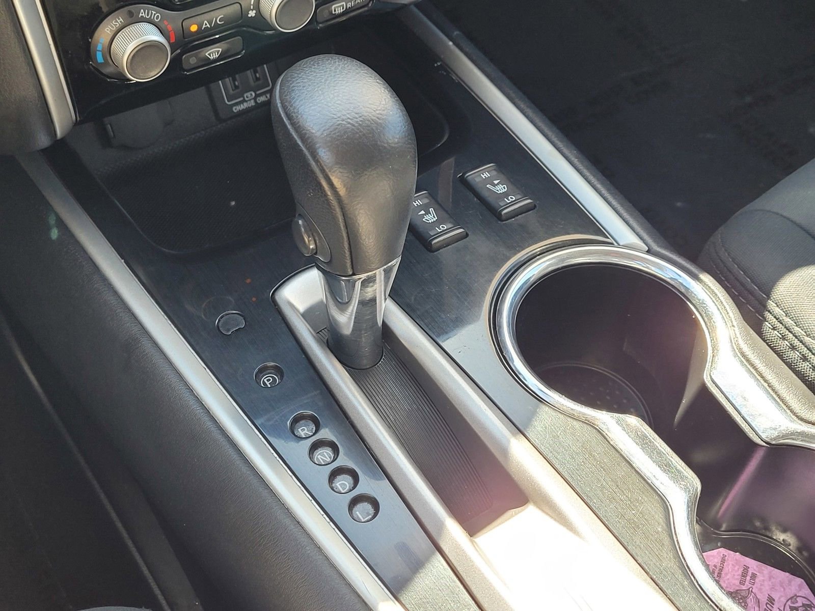 Used 2018 Nissan Pathfinder SV w/ SV Tech Package image 27