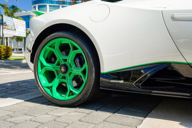 Used 2023 Lamborghini Huracan Tecnica RWD image 51