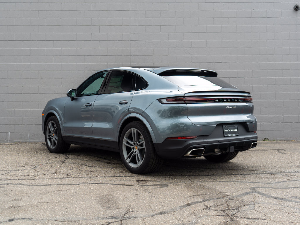 New 2026 Porsche Cayenne Coupe AWD/4WD image 3