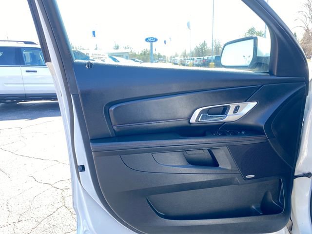 Used 2015 GMC Terrain SLE w/ Convenience Package image 13