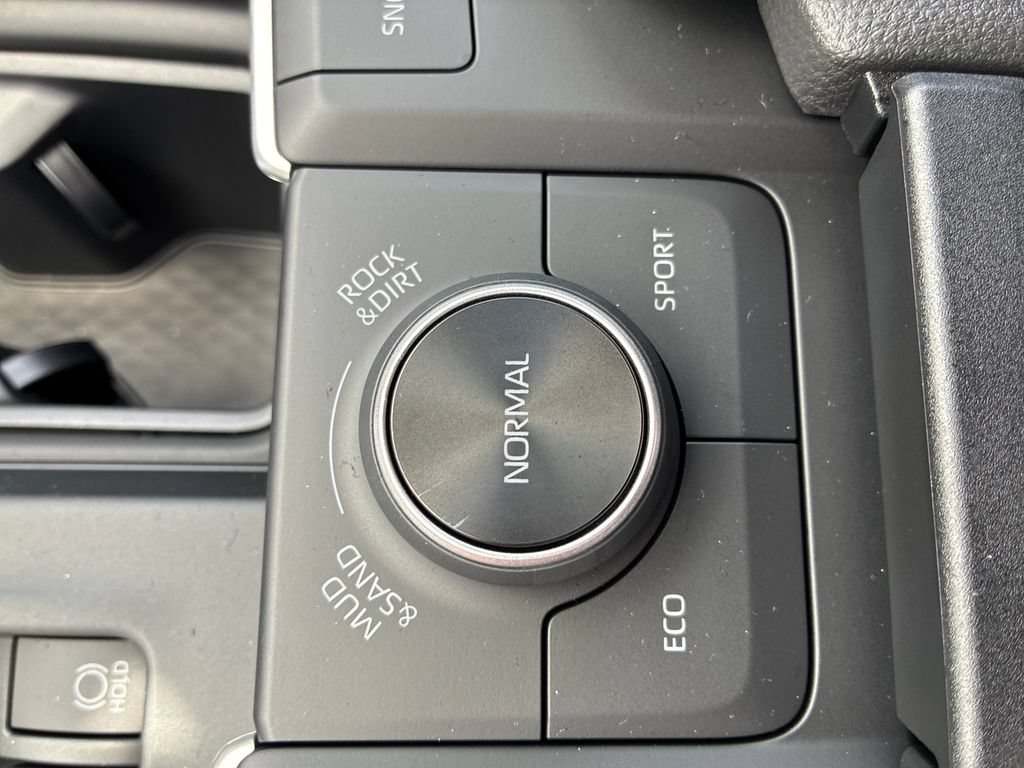 New 2026 Toyota Grand Highlander AWD image 31