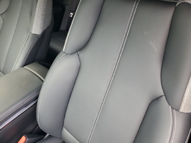 Used 2024 Cadillac Lyriq Tech w/ LPO, Floor Liner Package AWD/4WD image 10