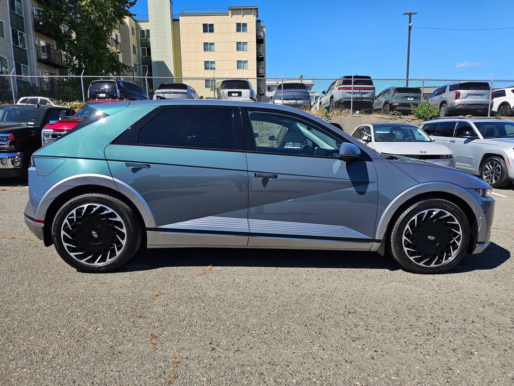 Used 2024 Hyundai Ioniq 5 Limited AWD/4WD image 8