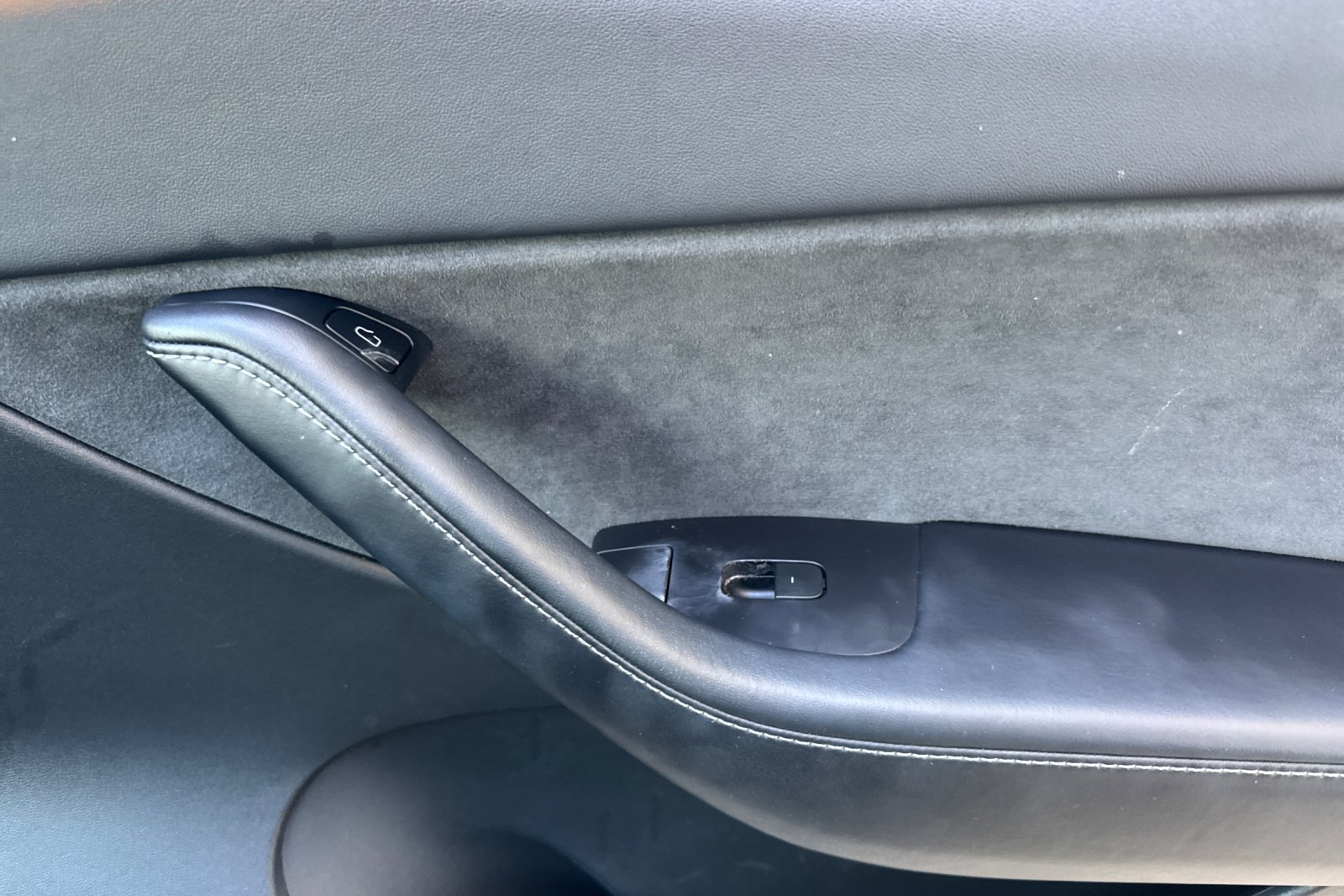 Used 2022 Tesla Model Y Performance AWD/4WD image 19