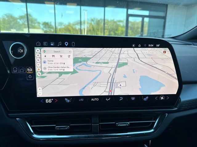 Used 2026 Chevrolet Equinox EV LT w/ Comfort Package AWD/4WD image 18