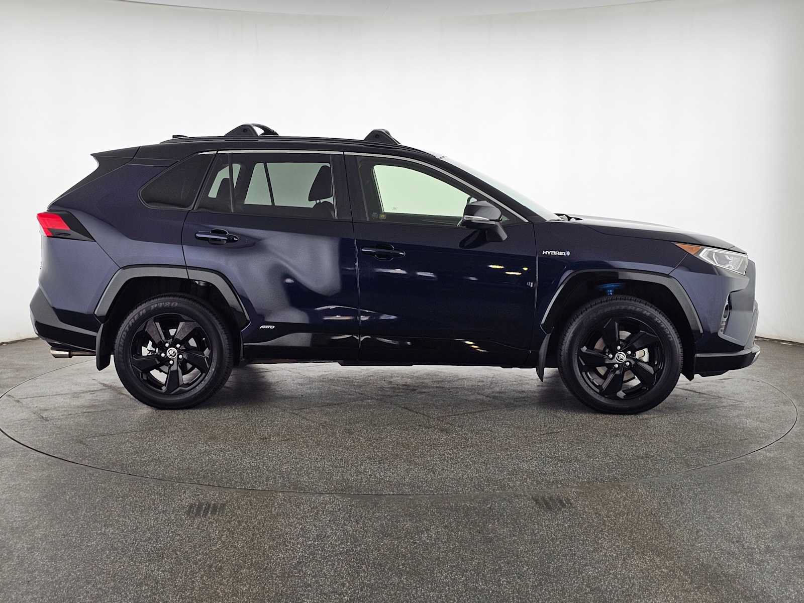 Used 2019 Toyota RAV4 XSE w/ XSE Weather Package AWD/4WD image 2