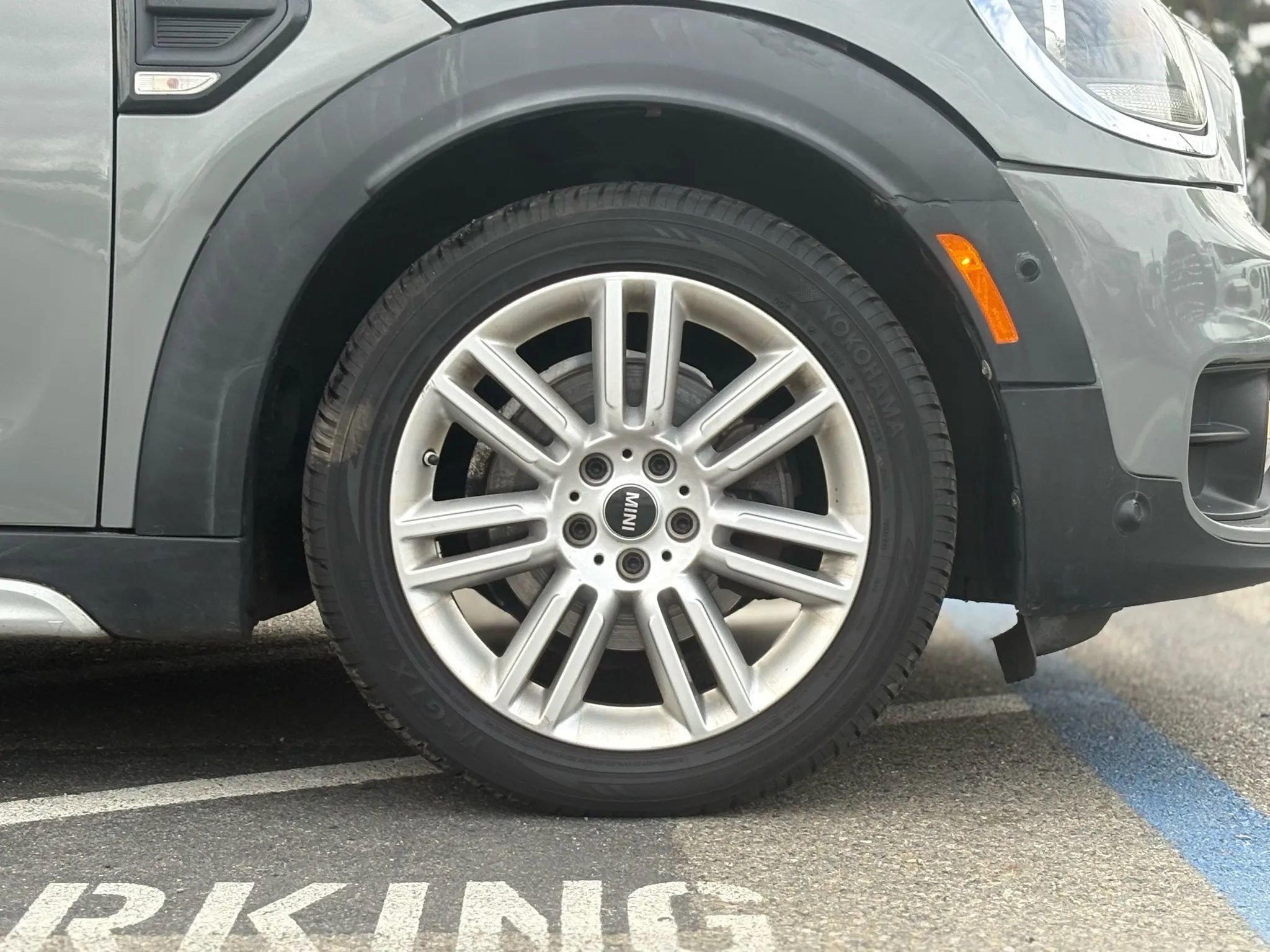 Used 2017 MINI Cooper Countryman FWD image 29