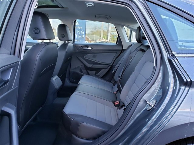 New 2026 Volkswagen Jetta SE image 8