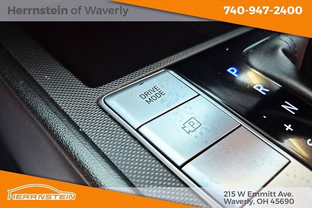 Used 2024 Hyundai Elantra SEL image 21