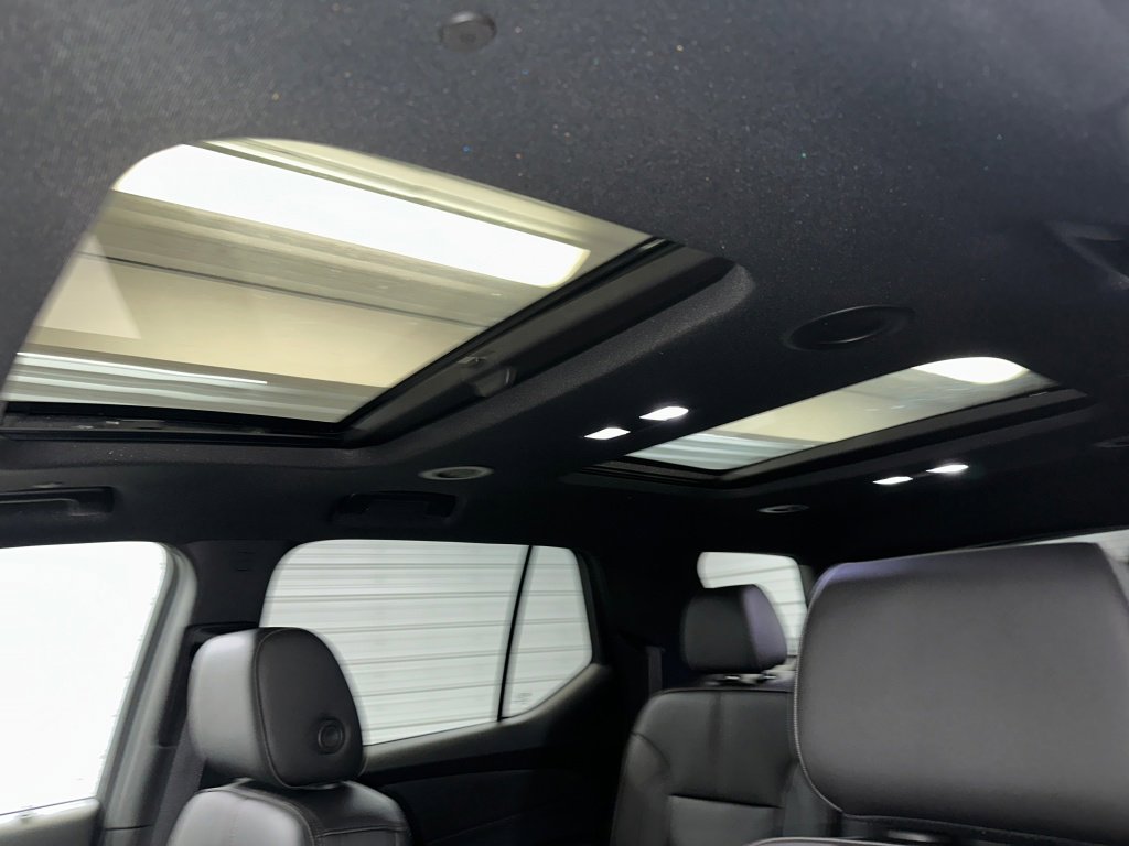 Certified 2023 Chevrolet Traverse RS w/ LPO, Floor Liner Package image 4