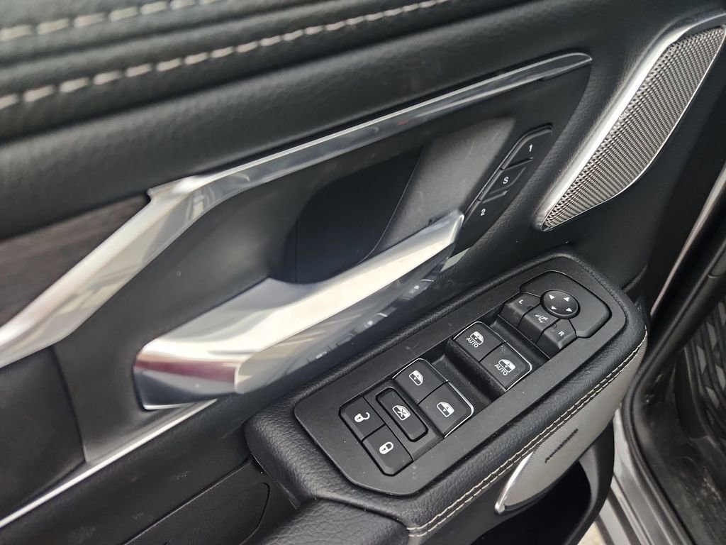 New 2026 RAM 1500 Laramie AWD/4WD image 20