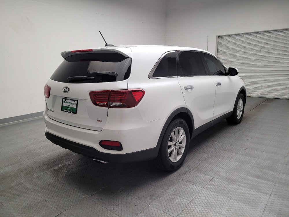 Used 2019 Kia Sorento FWD image 9