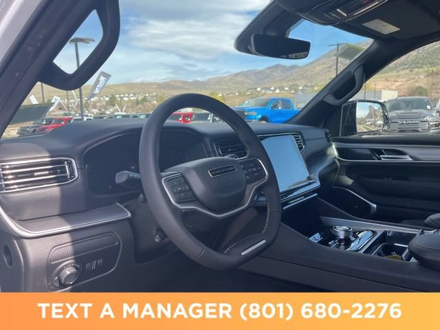 New 2026 Jeep Grand Wagoneer Limited w/ 8-Passenger Seating Package AWD/4WD image 16