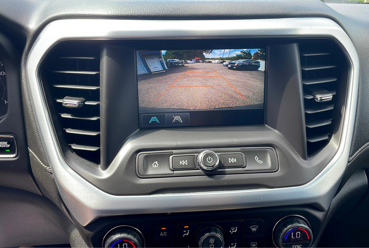 Used 2018 GMC Acadia SLE image 19