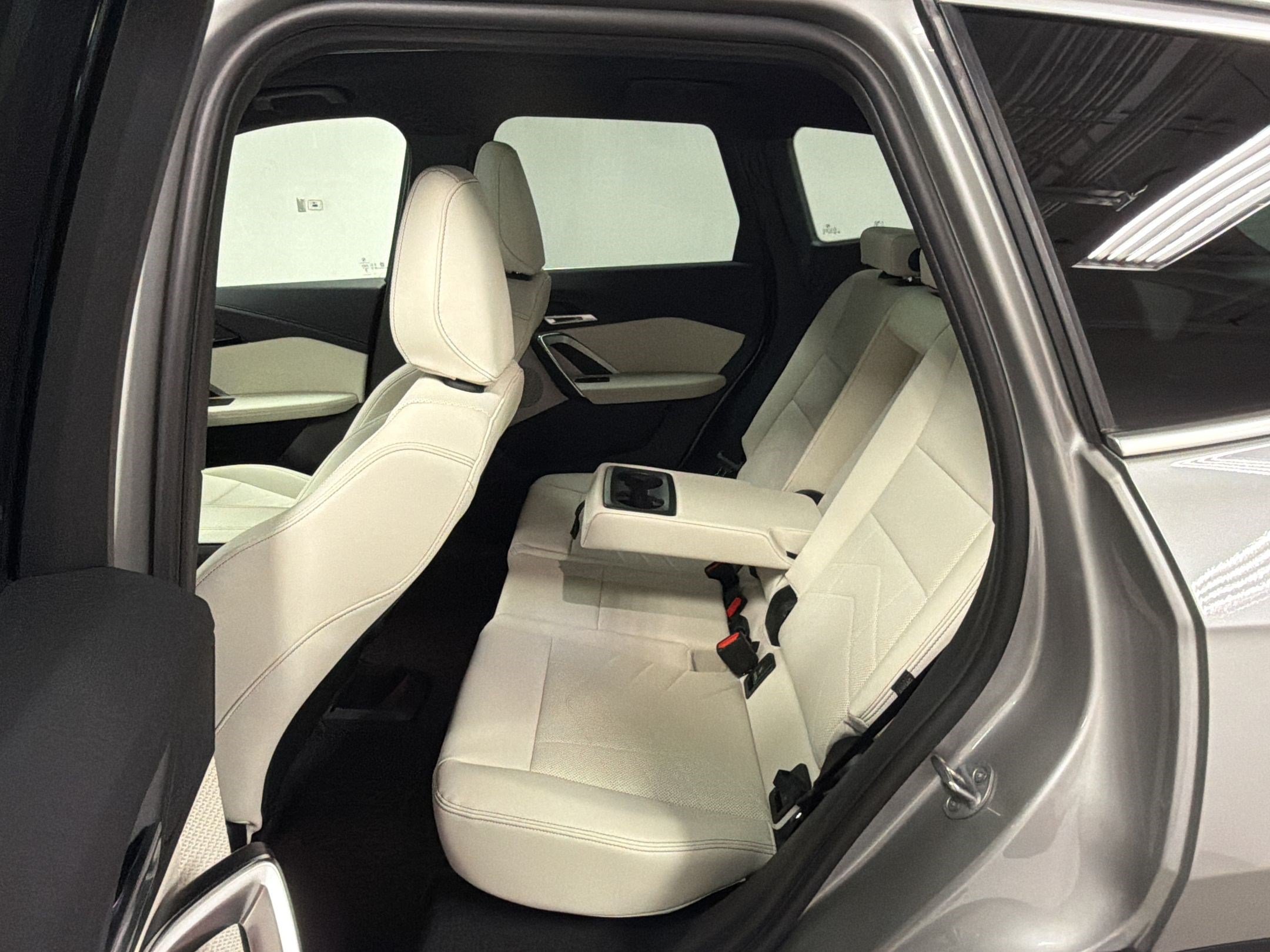 New 2026 BMW X1 xDrive28i w/ Convenience Package AWD/4WD image 22