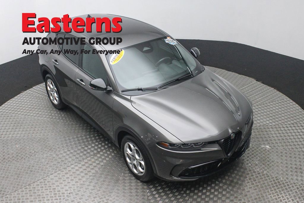 Used 2024 Alfa Romeo Tonale Sprint image 3