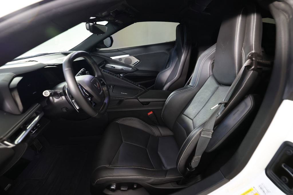 Used 2020 Chevrolet Corvette Stingray Preferred Cpe w/ 2LT Preferred Equipment Group image 11