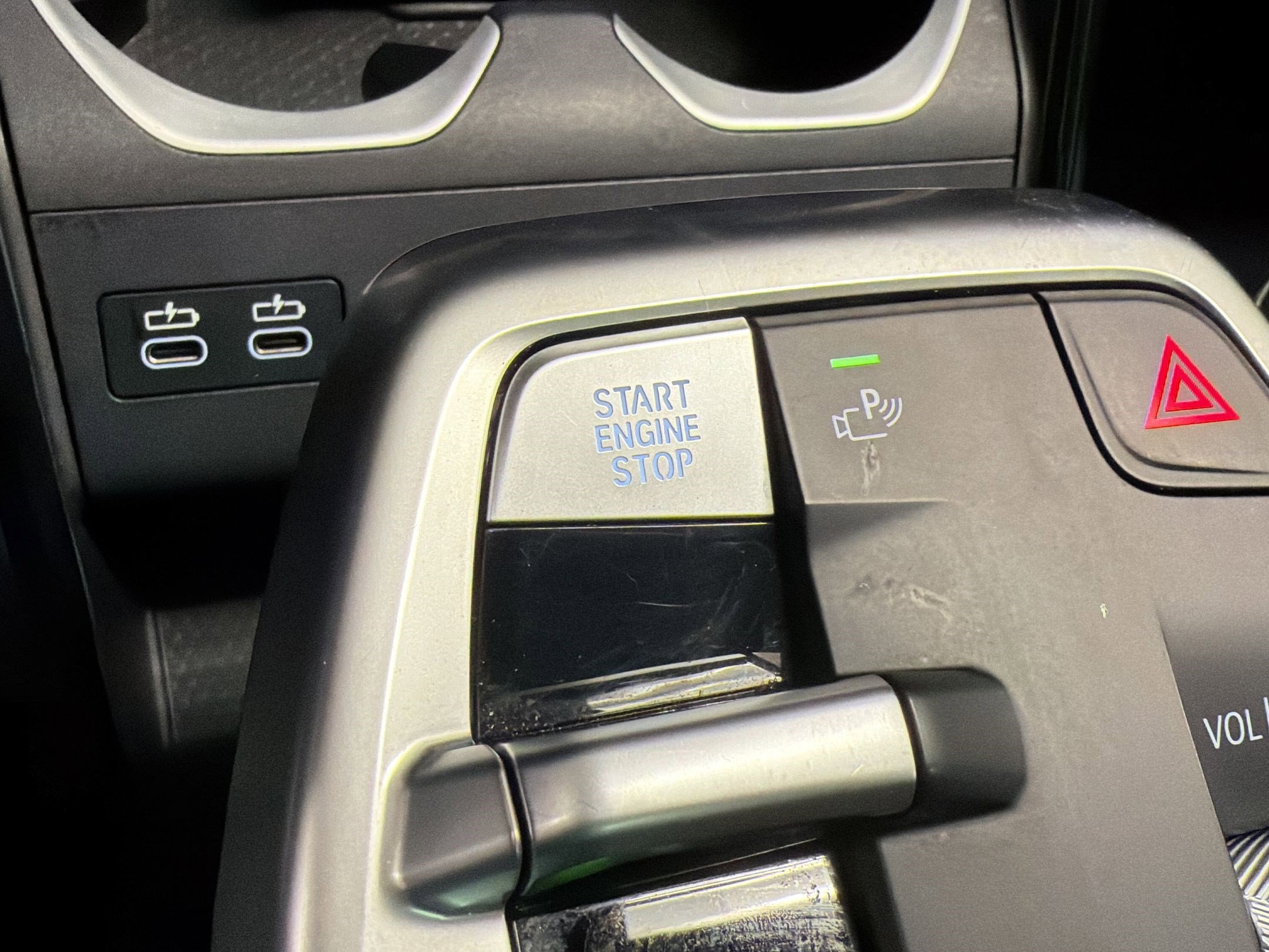 Certified 2025 BMW X2 xDrive28i image 27