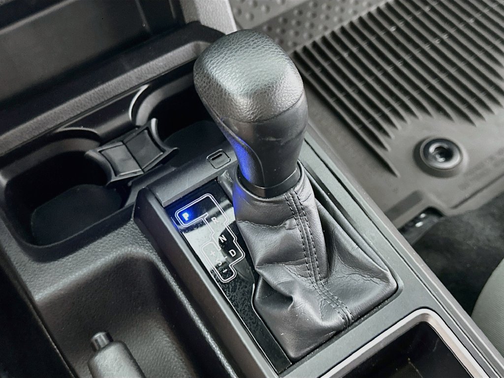 Used 2023 Toyota Tacoma SR AWD/4WD image 32