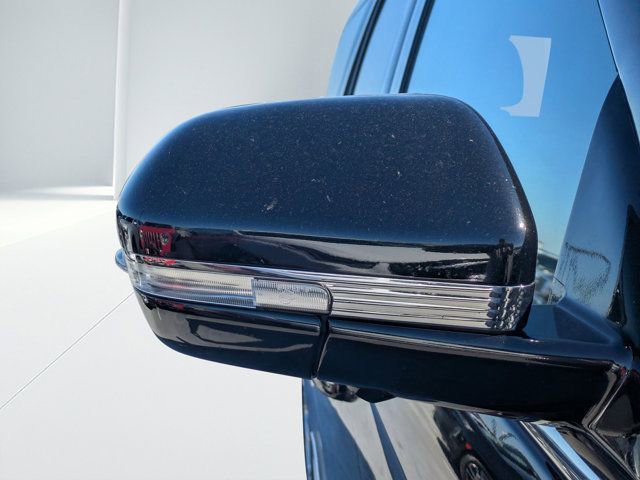 Used 2023 Lincoln Navigator L Reserve image 10