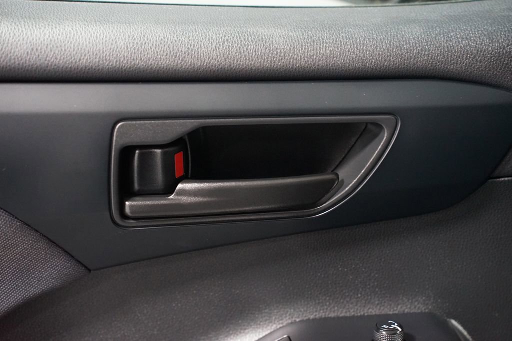 Certified 2024 Toyota Highlander LE image 33