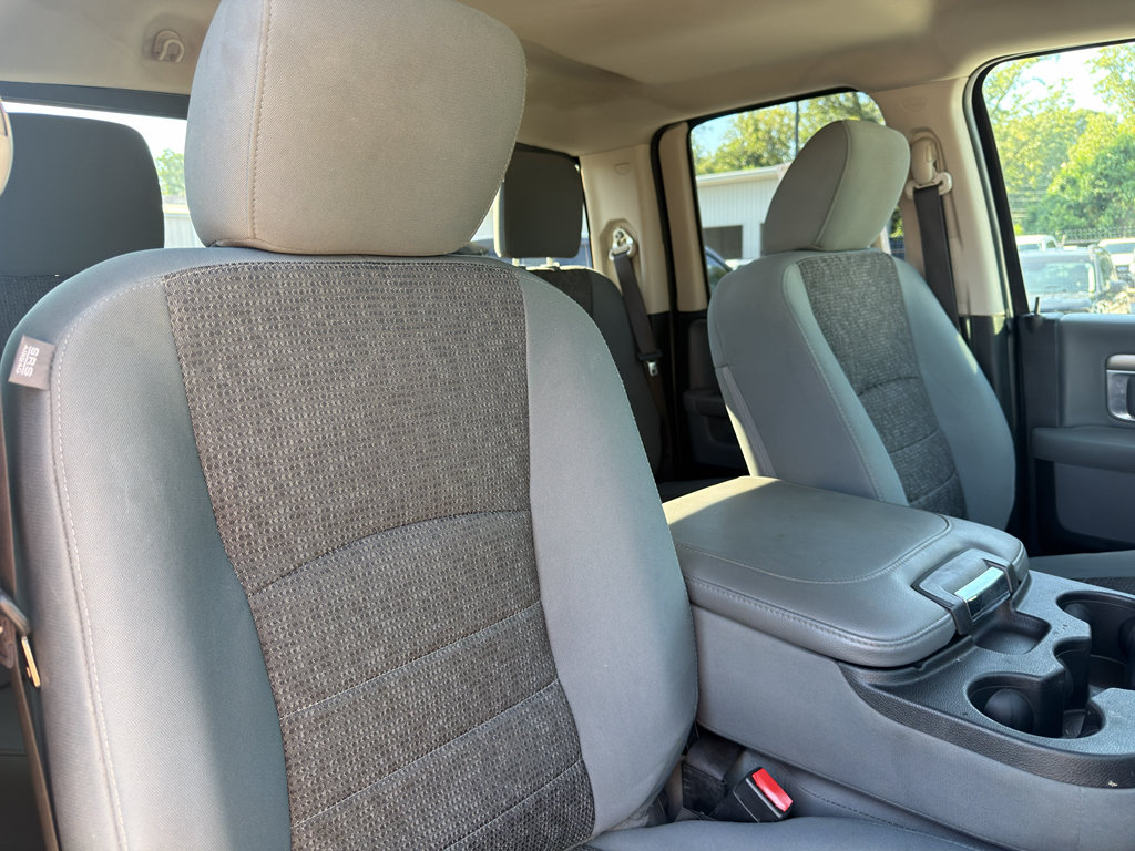 Used 2017 RAM 1500 Big Horn RWD image 25