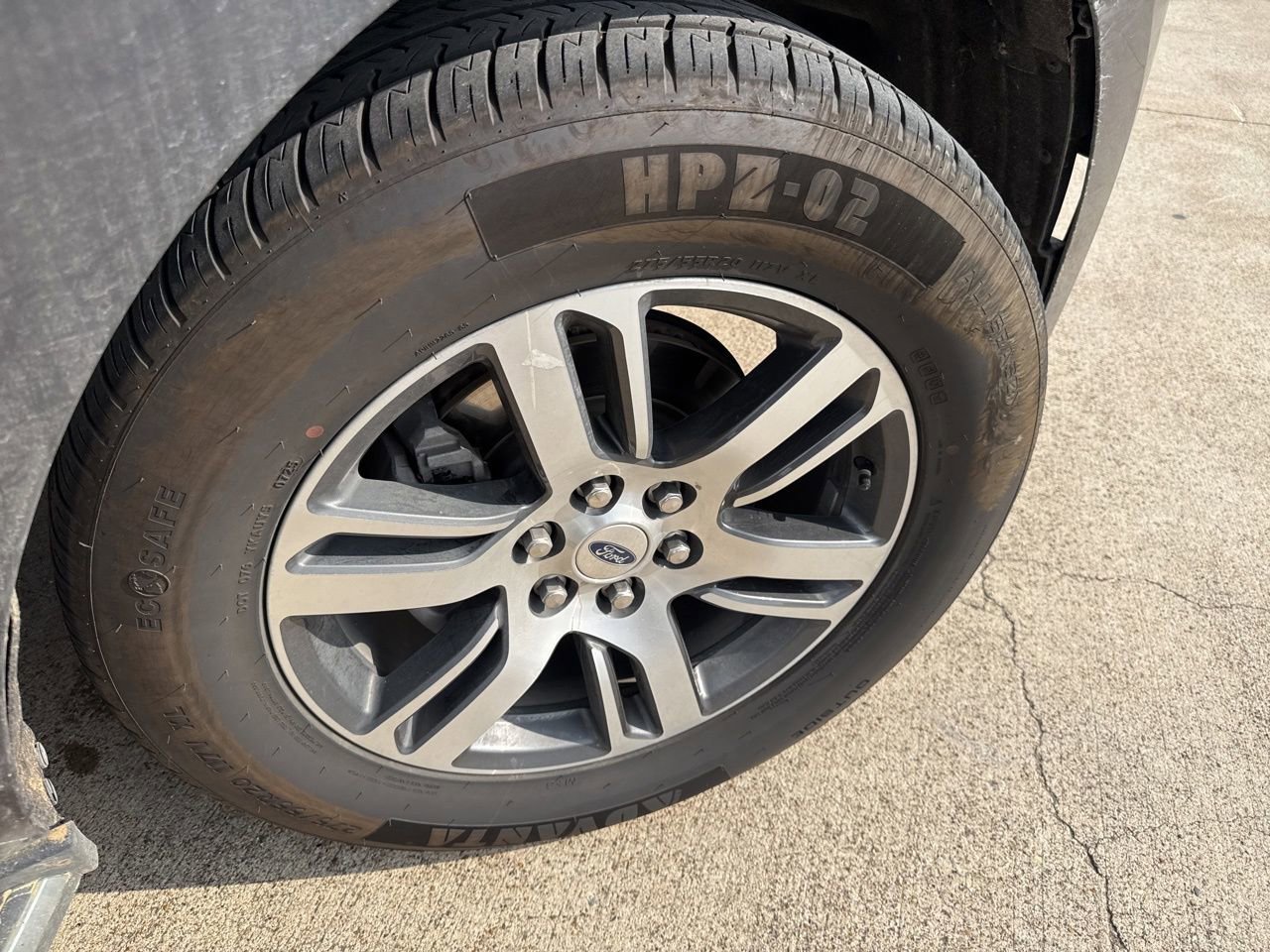 Used 2023 Ford Expedition Limited image 17