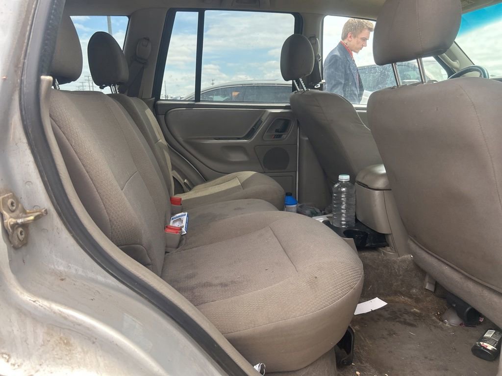 Used 2002 Jeep Grand Cherokee Laredo image 18