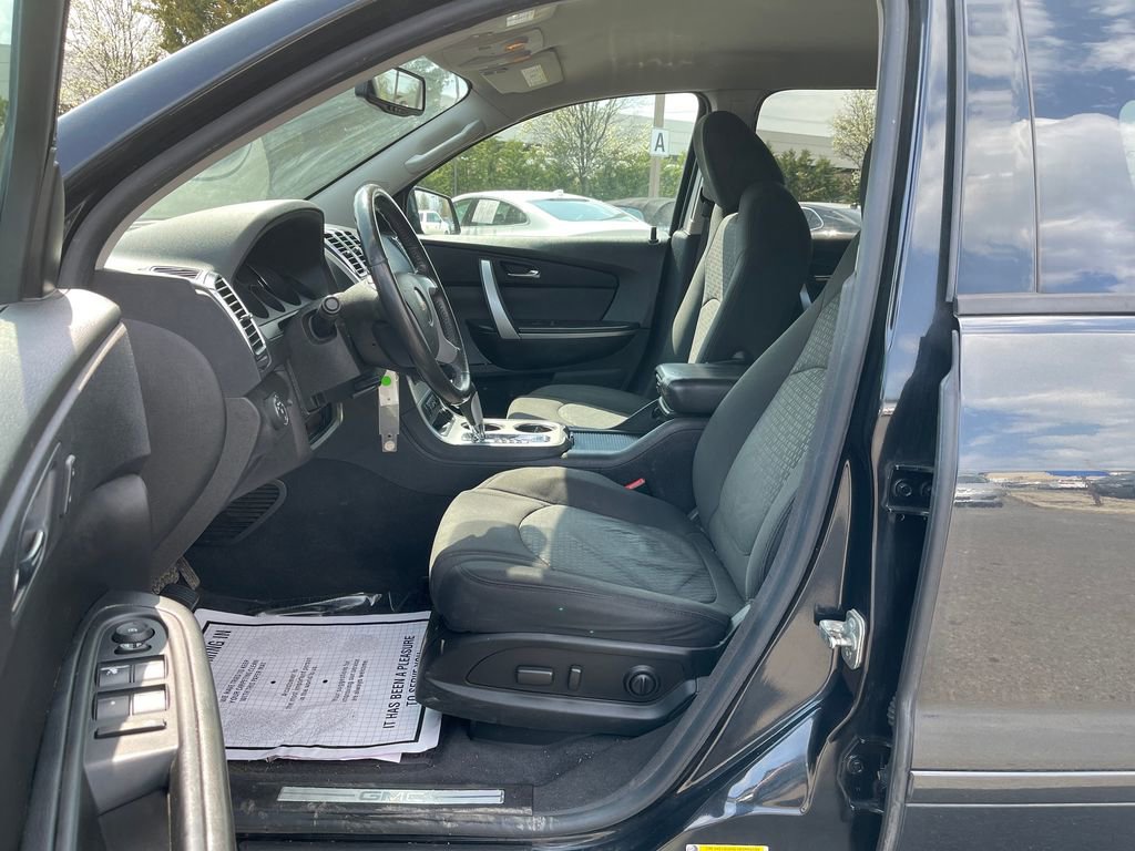 Used 2012 GMC Acadia SLE image 15