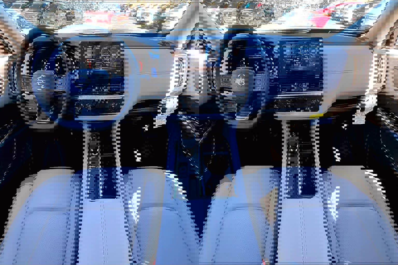 New 2026 Nissan Pathfinder SL image 5