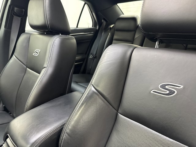 Used 2023 Chrysler 300 S w/ Comfort Group image 29