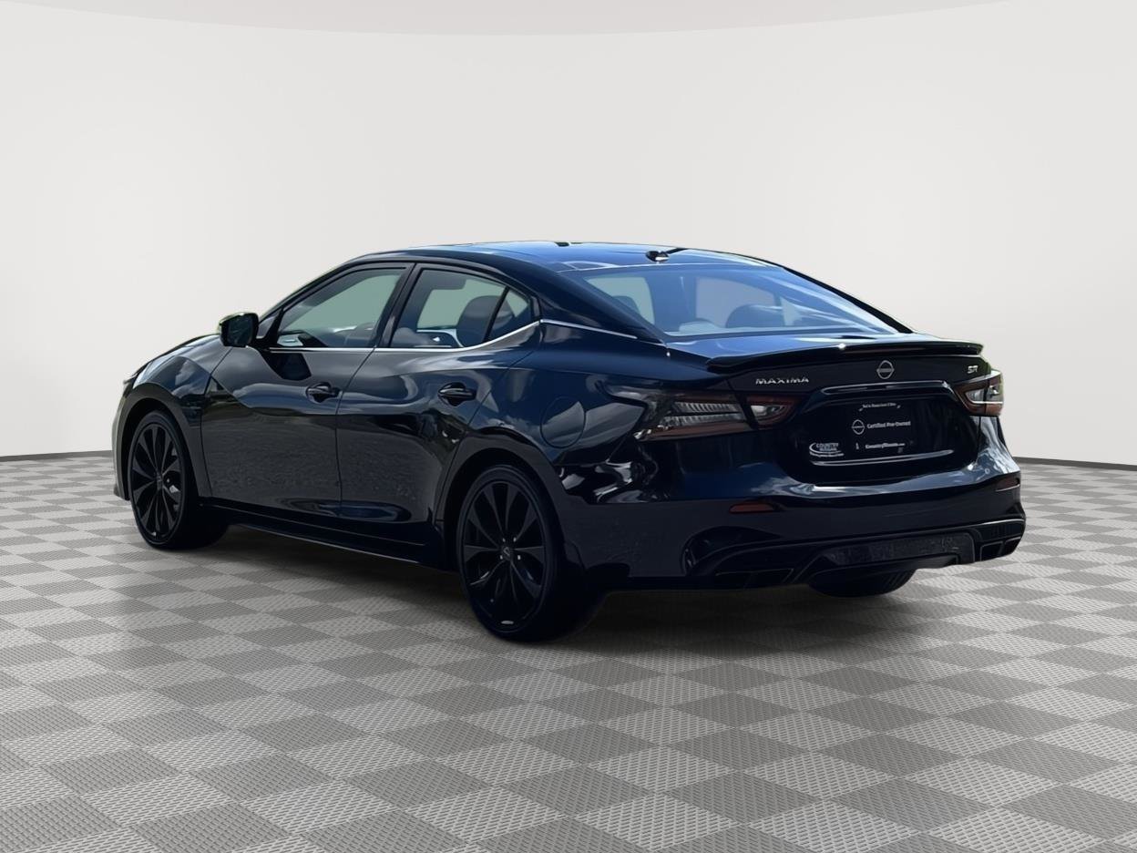 Used 2023 Nissan Maxima SR w/ Sport Mat Group FWD image 8