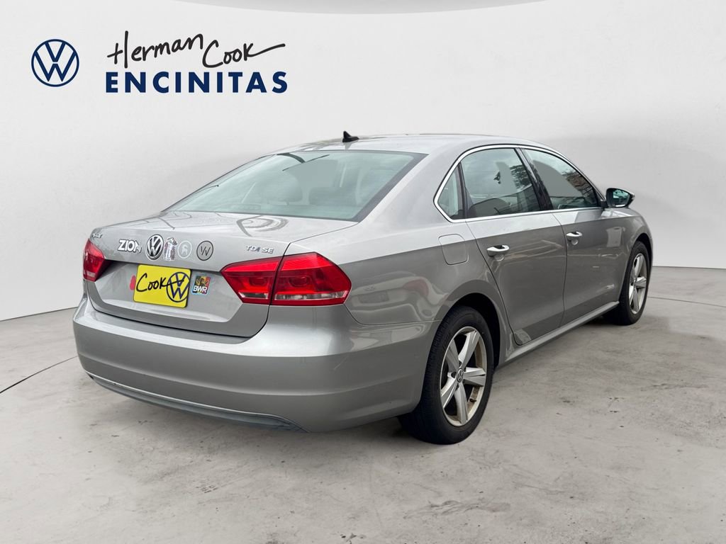 Used 2012 Volkswagen Passat TDI SE image 5