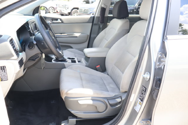 Used 2019 Kia Sportage LX FWD image 13