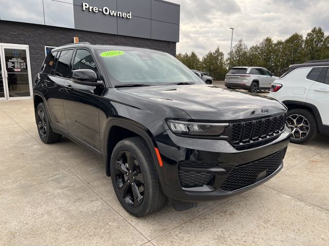 Certified 2024 Jeep Grand Cherokee Altitude AWD/4WD image 1