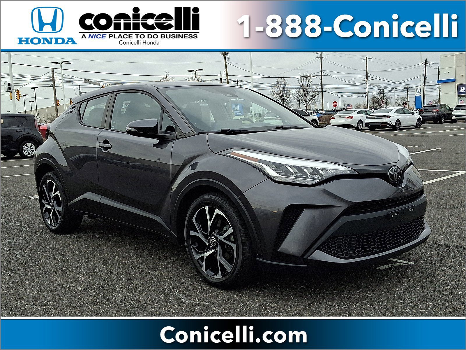Used 2022 Toyota C-HR XLE image 1