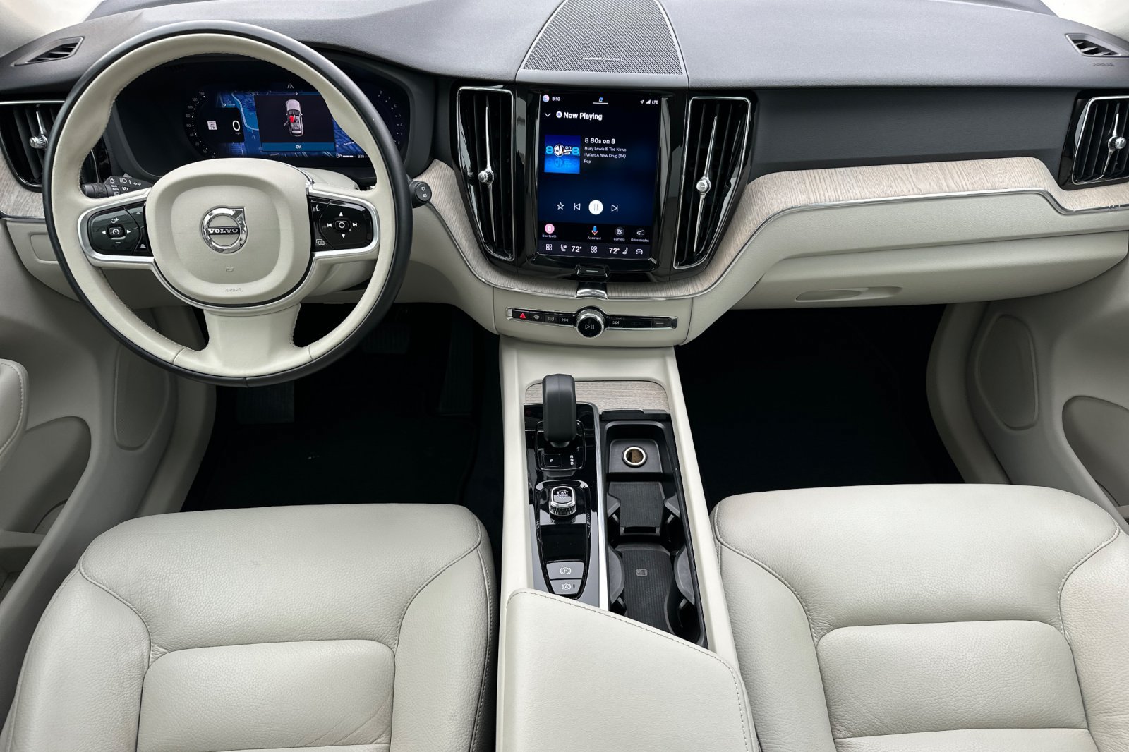 Certified 2023 Volvo XC60 B5 Plus w/ Protection Package Premier FWD image 15