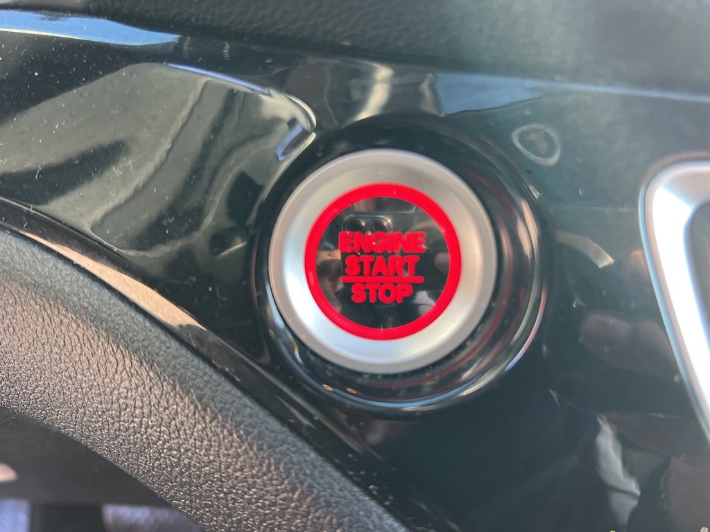 Used 2017 Honda Pilot Elite image 18