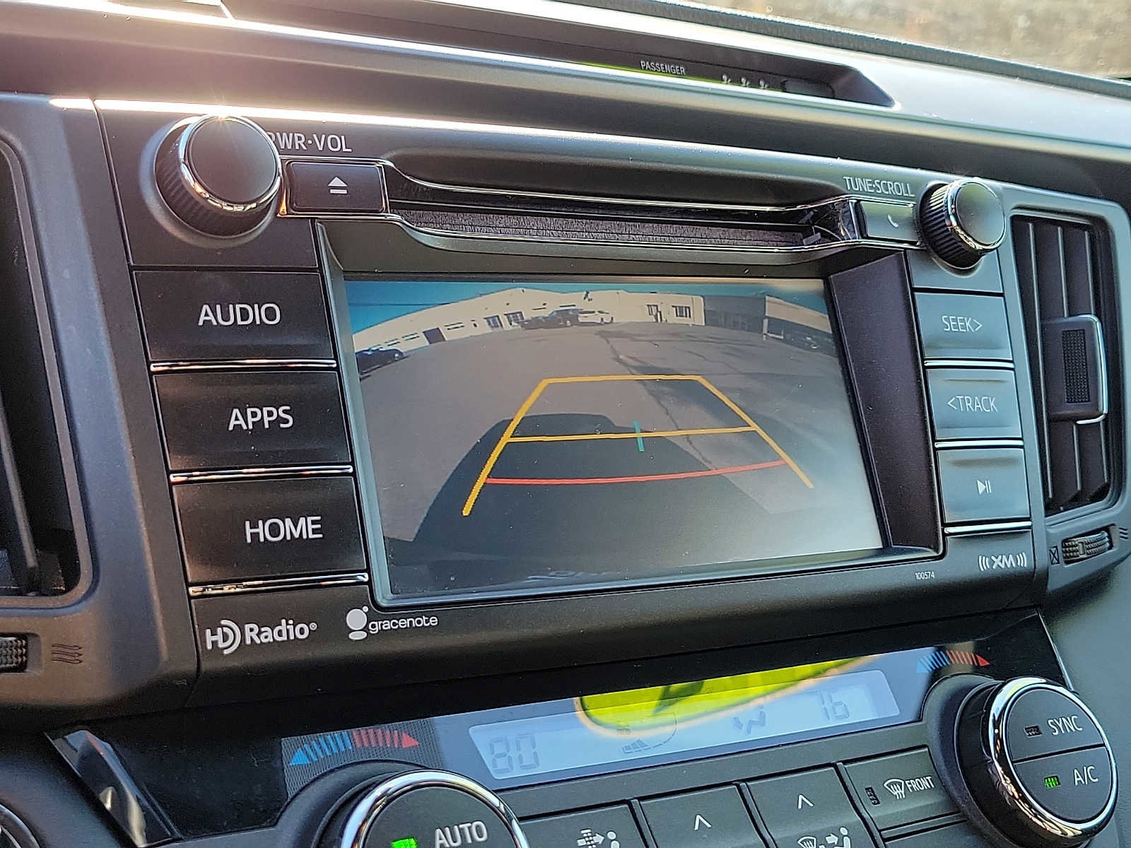 Used 2017 Toyota RAV4 SE image 18