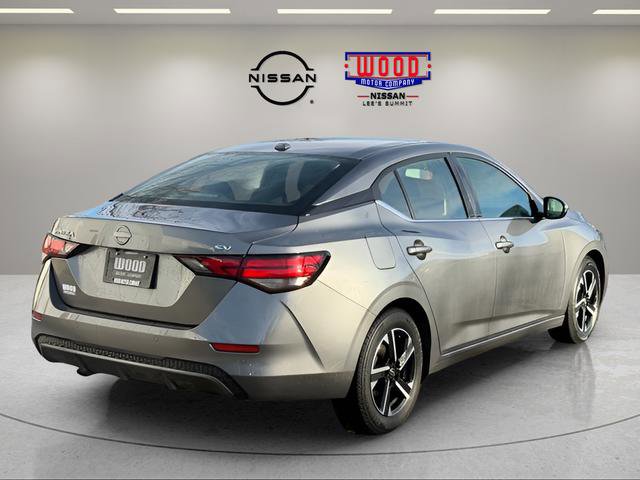 Used 2024 Nissan Sentra SV image 3
