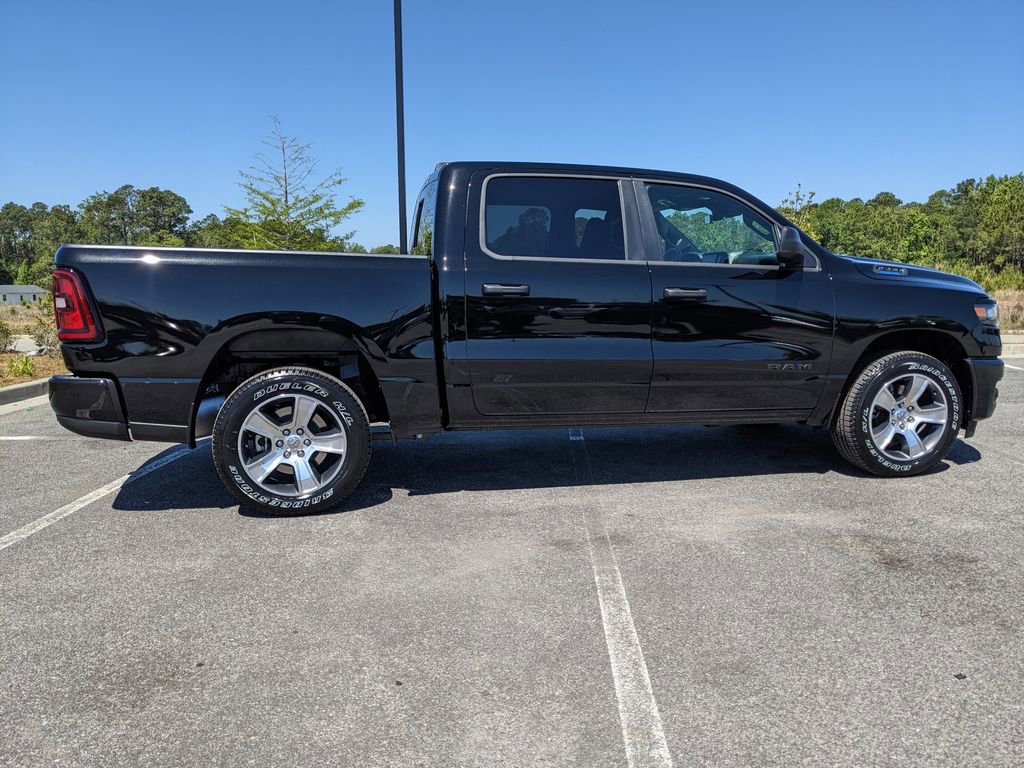 New 2026 RAM 1500 Express RWD image 22