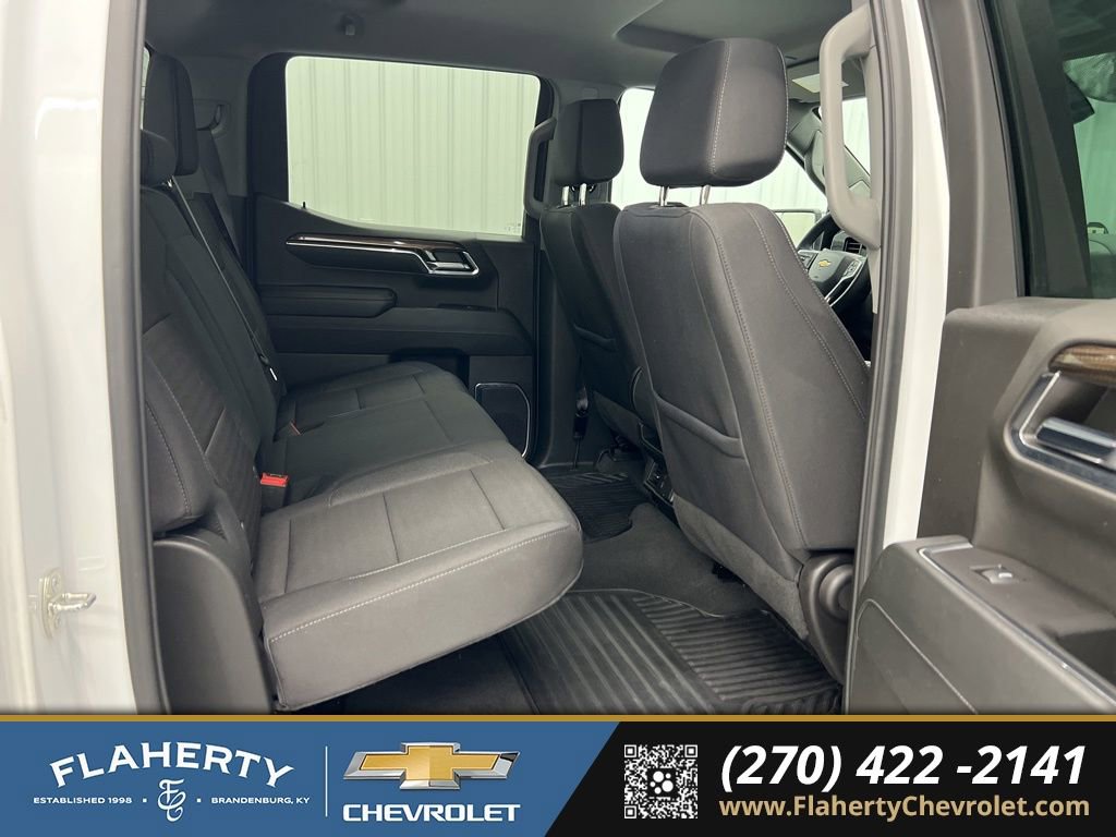 Used 2024 Chevrolet Silverado 1500 LT image 13