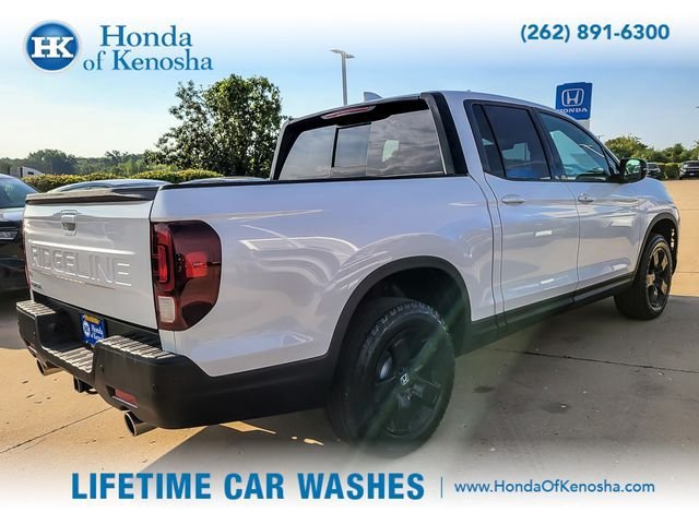 Certified 2025 Honda Ridgeline Black Edition image 5