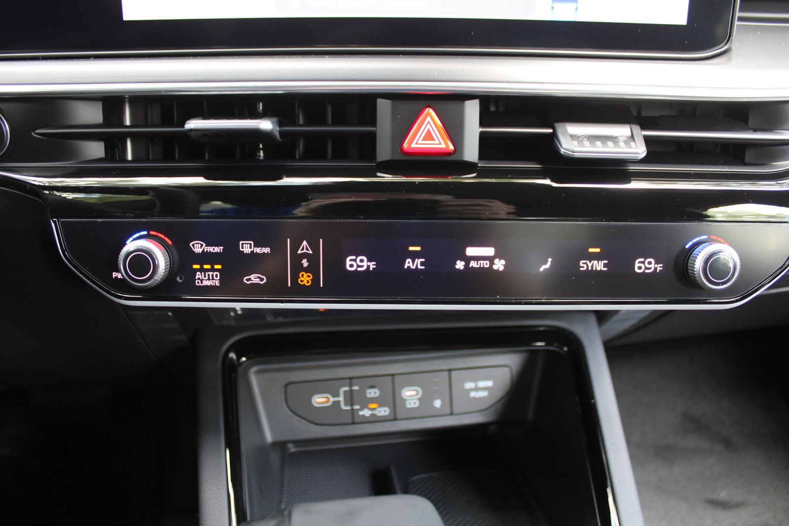 New 2026 Kia K5 GT-Line image 34