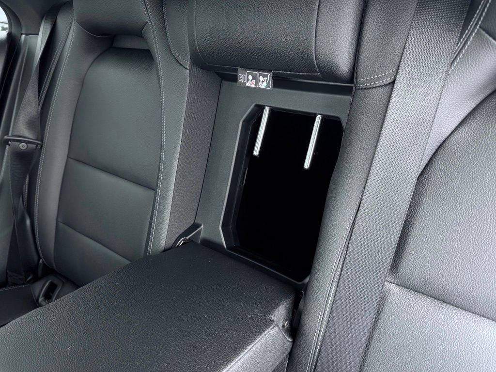Used 2018 Mercedes-Benz CLA 250 4MATIC image 22