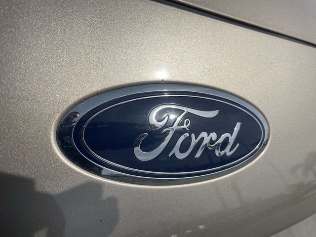 Used 2021 Ford Escape SEL image 31