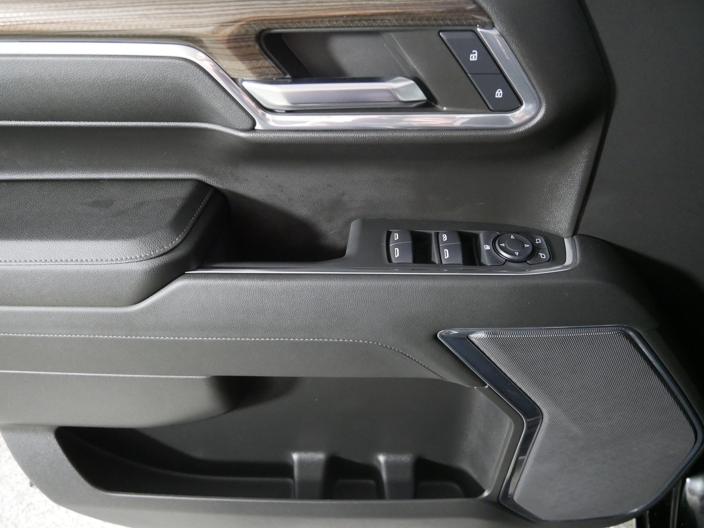 Certified 2024 Chevrolet Silverado 1500 LT Trail Boss w/ Protection Package image 19